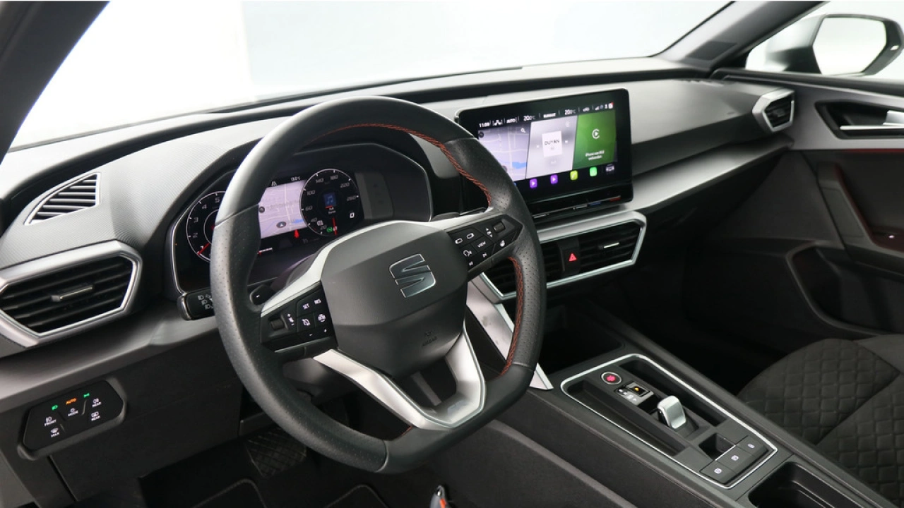 SEAT Leon 1.0 eTSI 110pk FR Business DSG