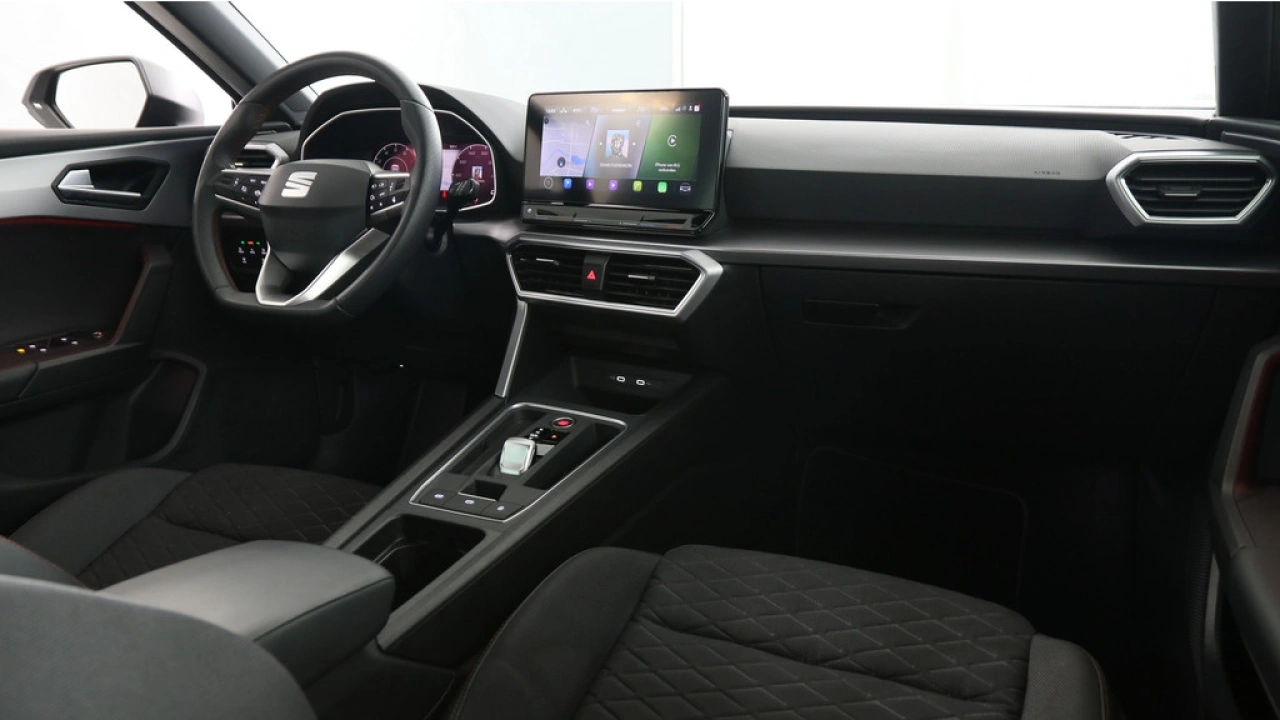 SEAT Leon 1.0 eTSI 110pk FR Business DSG