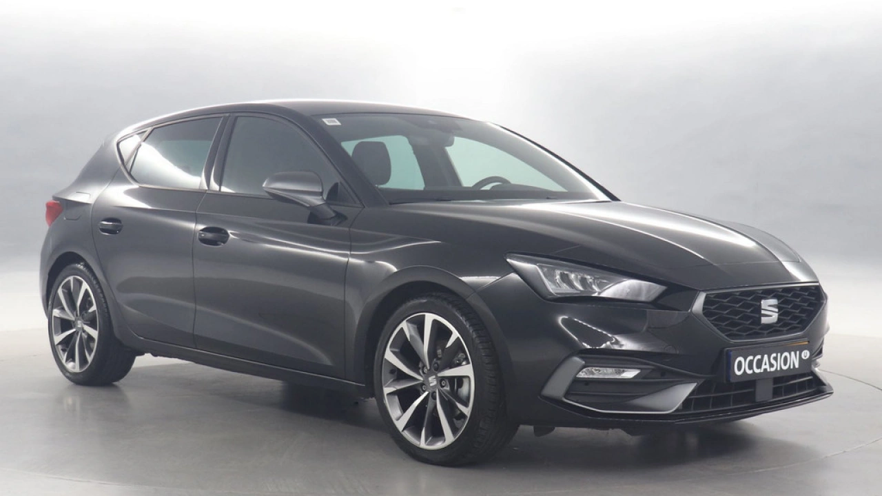 SEAT Leon 1.0 eTSI 110pk FR Business DSG