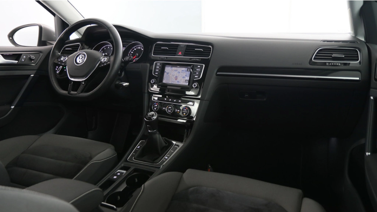 Volkswagen Golf 1.2 TSI 105pk Highline