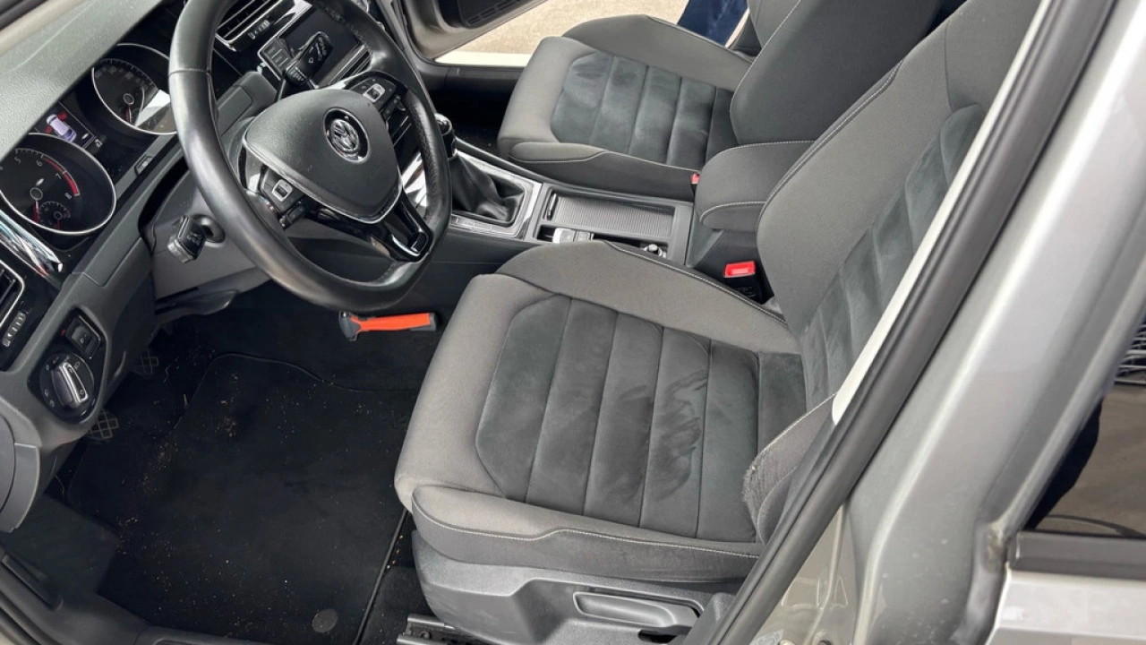 Volkswagen Golf 1.2 TSI 105pk Highline