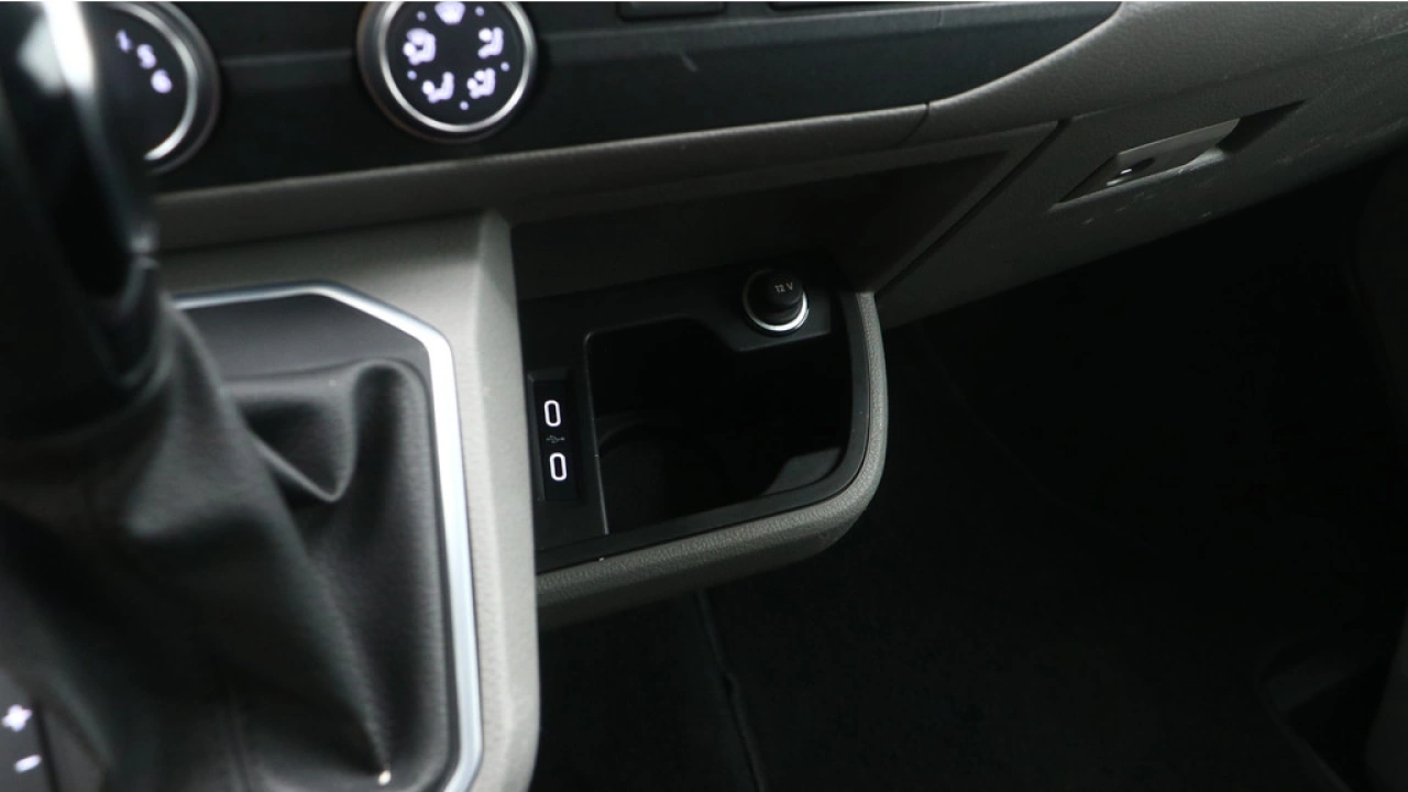 VW Bedrijfswagens Transporter L2H1 2.0 TDI 150pk DSG 75-Edition