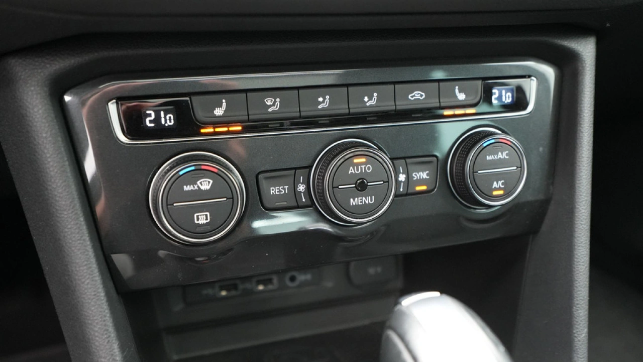 Volkswagen Tiguan 1.5 TSI ACT 150pk DSG Highline R-Line