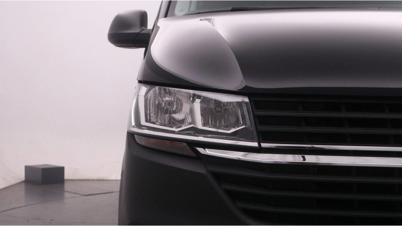 VW Bedrijfswagens Transporter L2H1 2.0 TDI 150pk DSG Comfortline