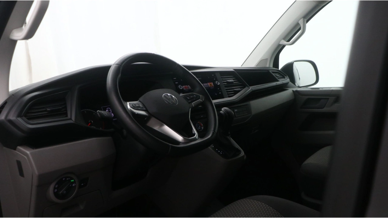 VW Bedrijfswagens Transporter L2H1 2.0 TDI 150pk DSG Comfortline