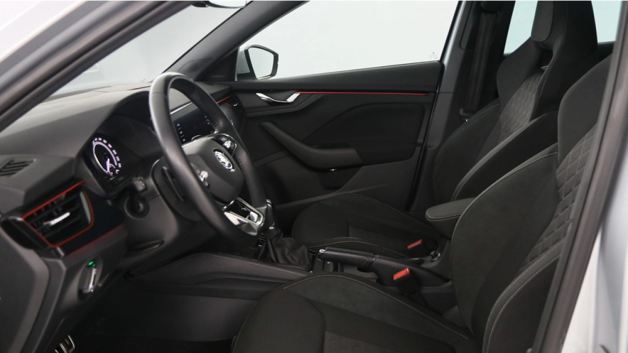 Škoda Scala 1.0 TSI 110pk Sport Business DSG