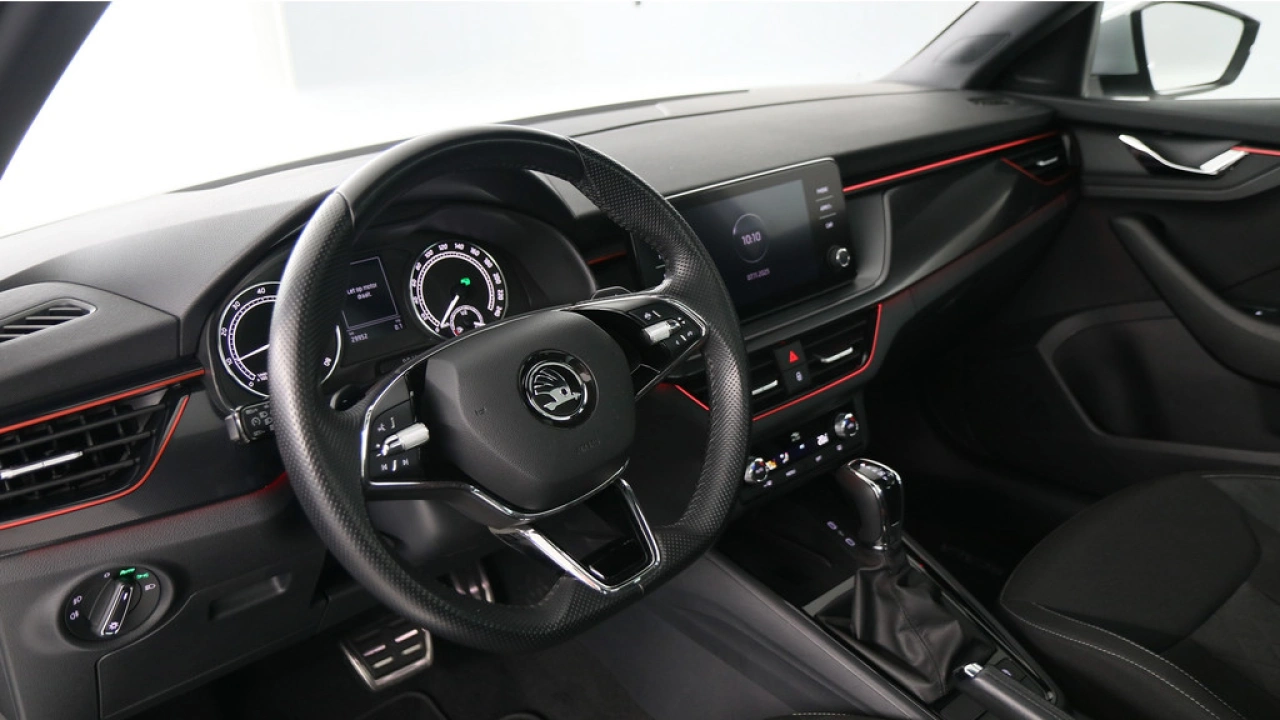 Škoda Scala 1.0 TSI 110pk Sport Business DSG