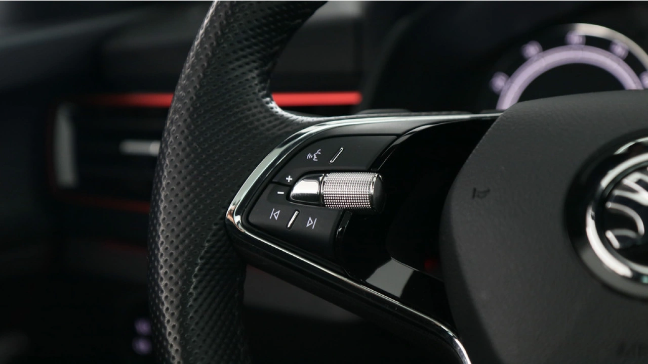 Škoda Scala 1.0 TSI 110pk Sport Business DSG