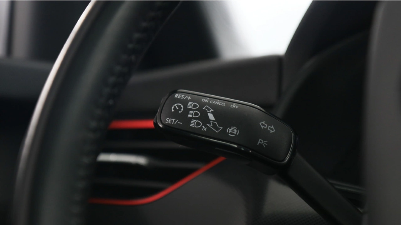 Škoda Scala 1.0 TSI 110pk Sport Business DSG