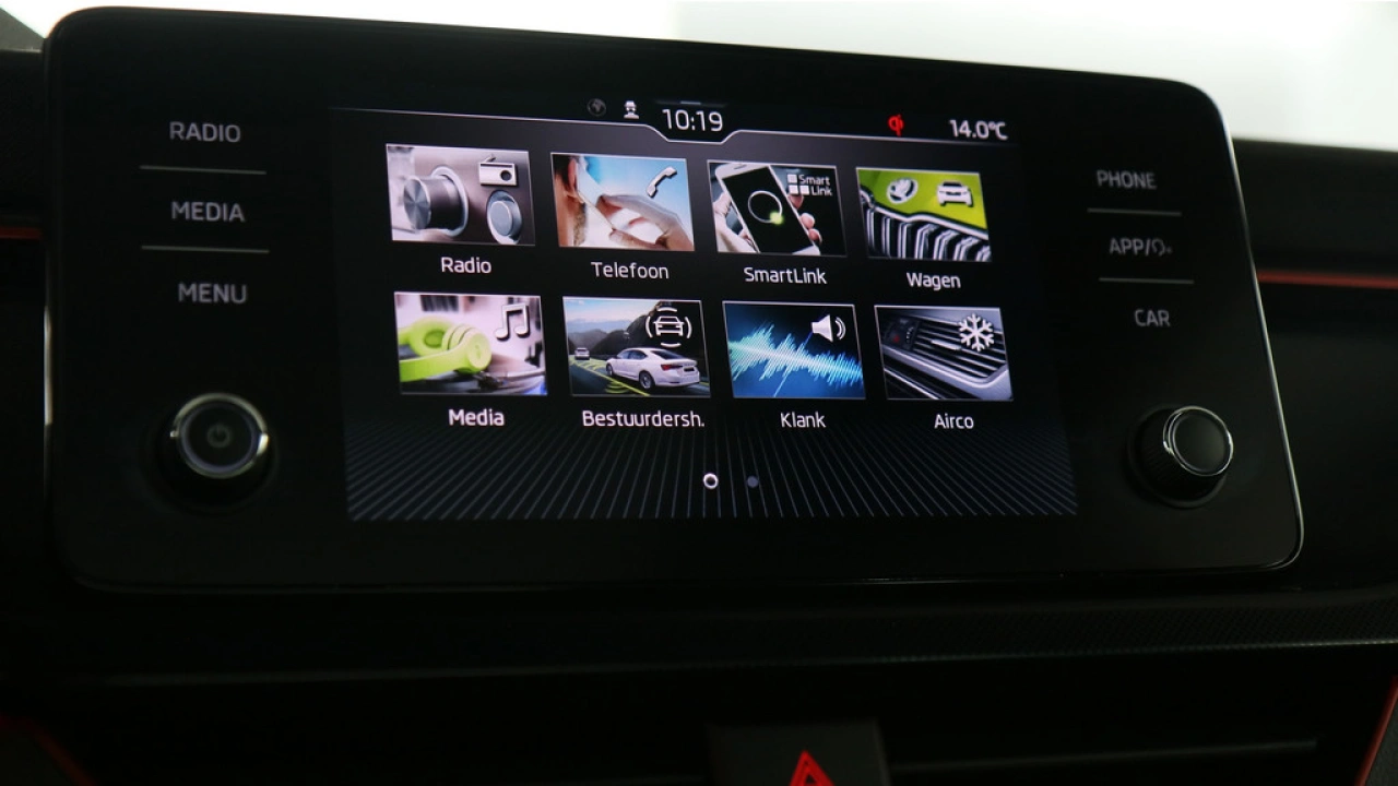 Škoda Scala 1.0 TSI 110pk Sport Business DSG