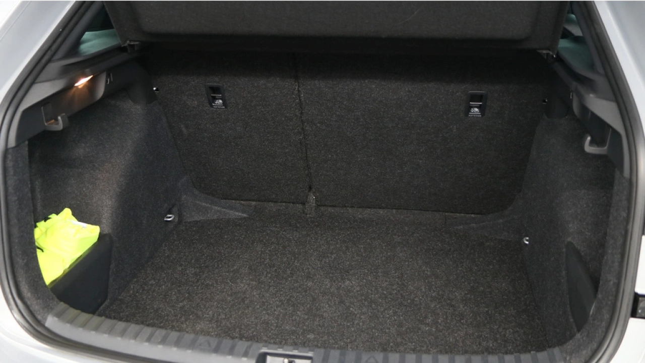 Škoda Scala 1.0 TSI 110pk Sport Business DSG