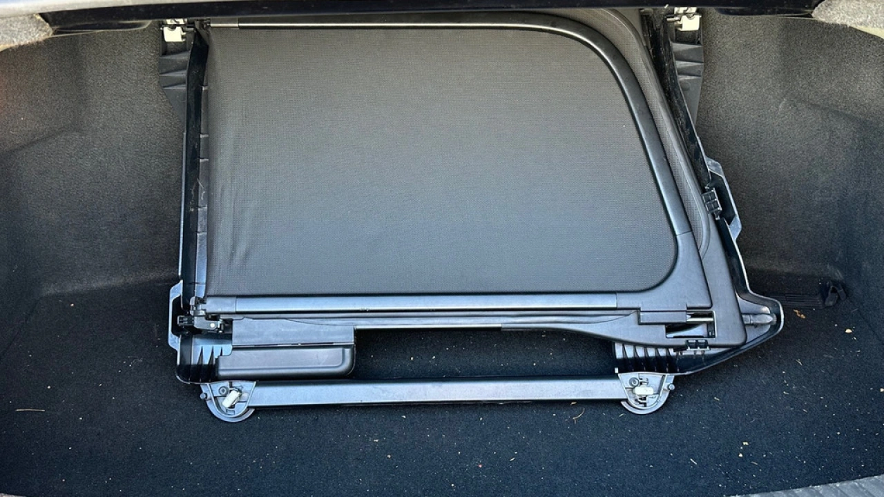 Volkswagen Beetle Cabriolet 1.2 TSI 105pk DSG Club / Navigatie / Leder