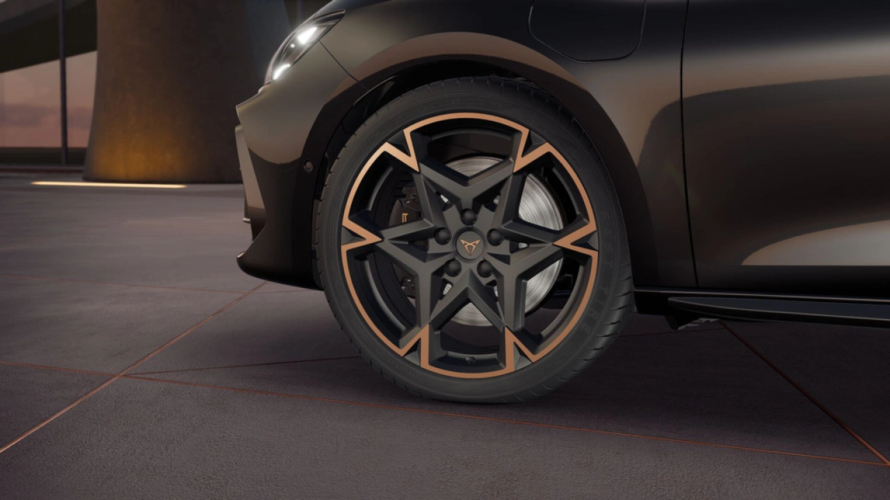 CUPRA Leon Sportstourer 1.5 TSI e-Hybrid 272 6DSG VZ Performance