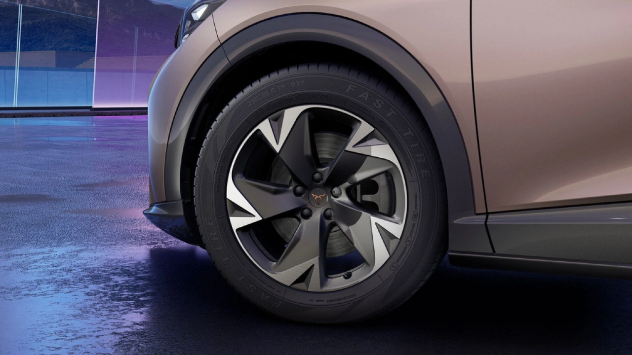 CUPRA Tavascan 77kWh Elektromotor 286 1AT Essential