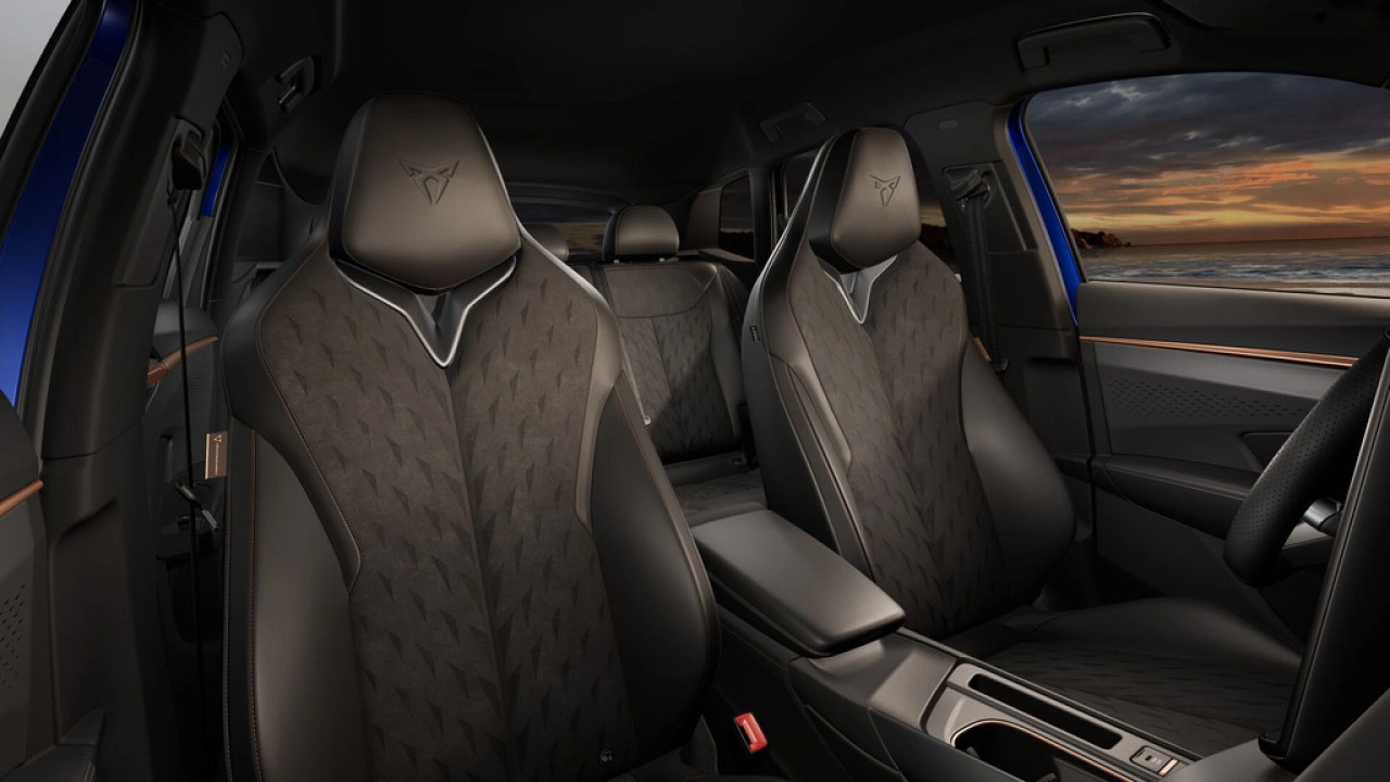 CUPRA Terramar 1.5 TSI e-Hybrid 204 6DSG Business