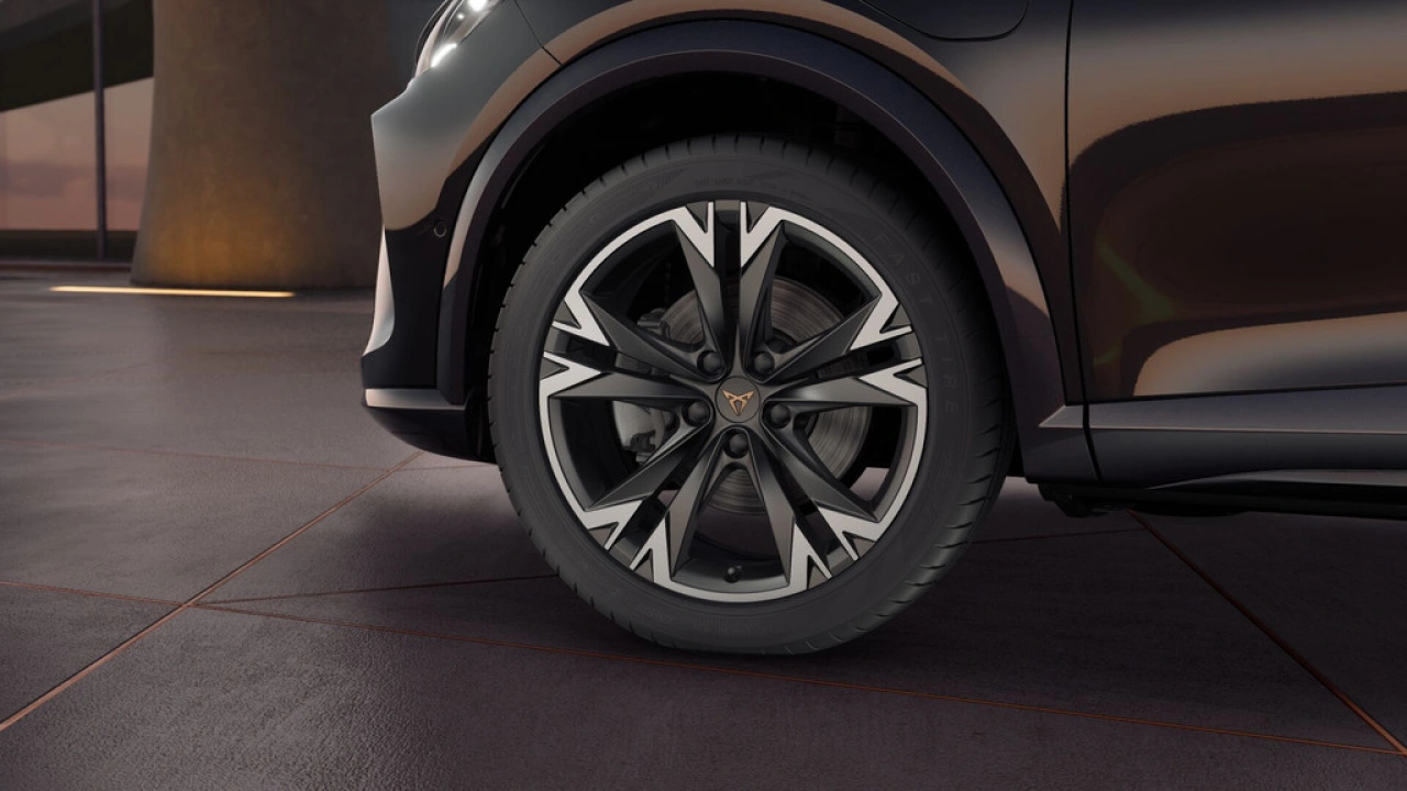 CUPRA Formentor 1.5 TSI e-Hybrid 204 6DSG Business