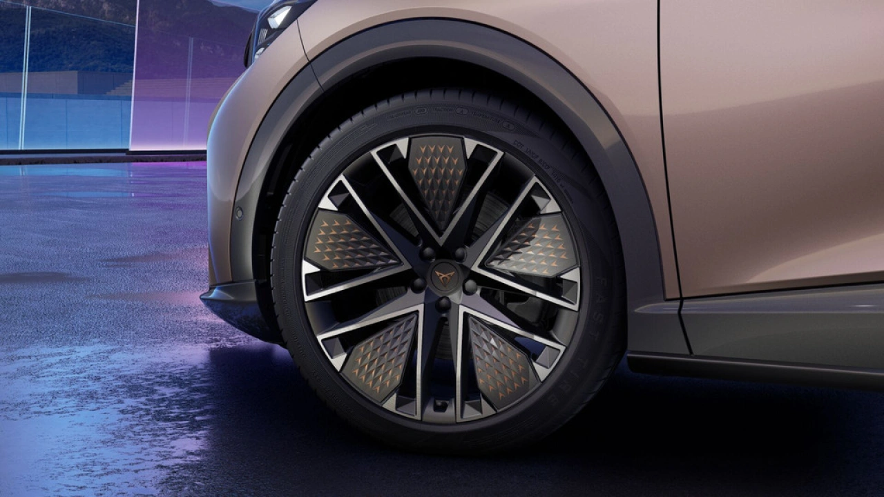 CUPRA Tavascan 77kWh Elektromotor 340 1AT VZ Extreme