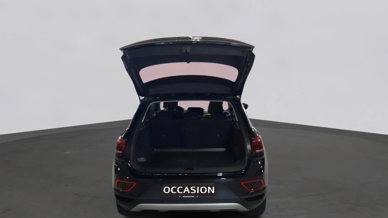 Volkswagen T-Roc 1.0 TSI Life Business | Privacy Glass | Camera | 17