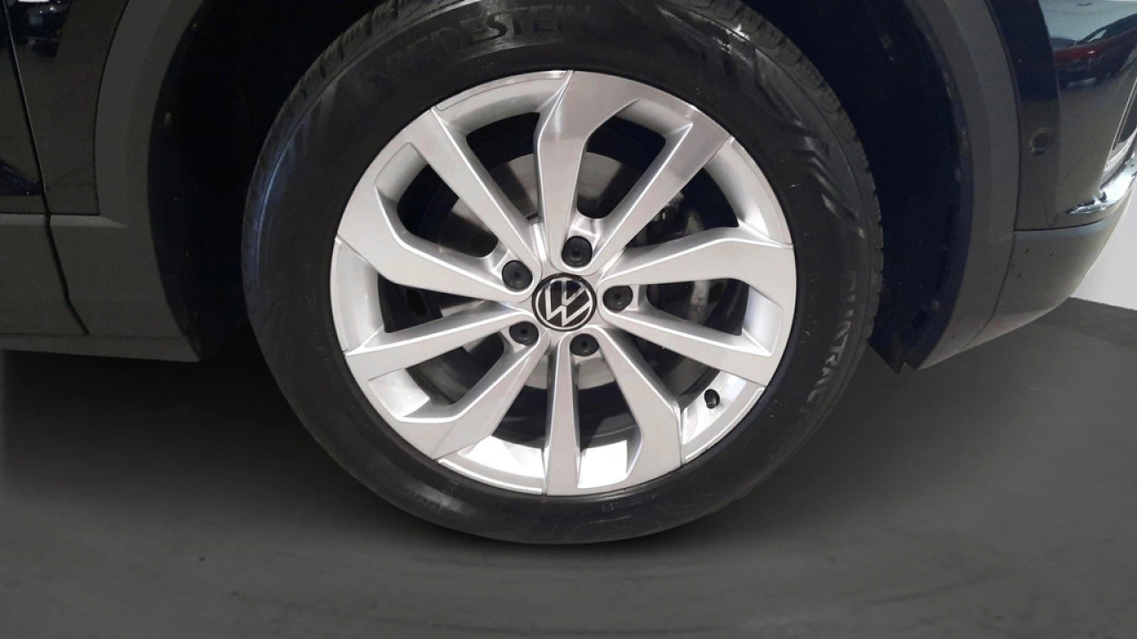 Volkswagen T-Roc 1.0 TSI Life Business | Privacy Glass | Camera | 17