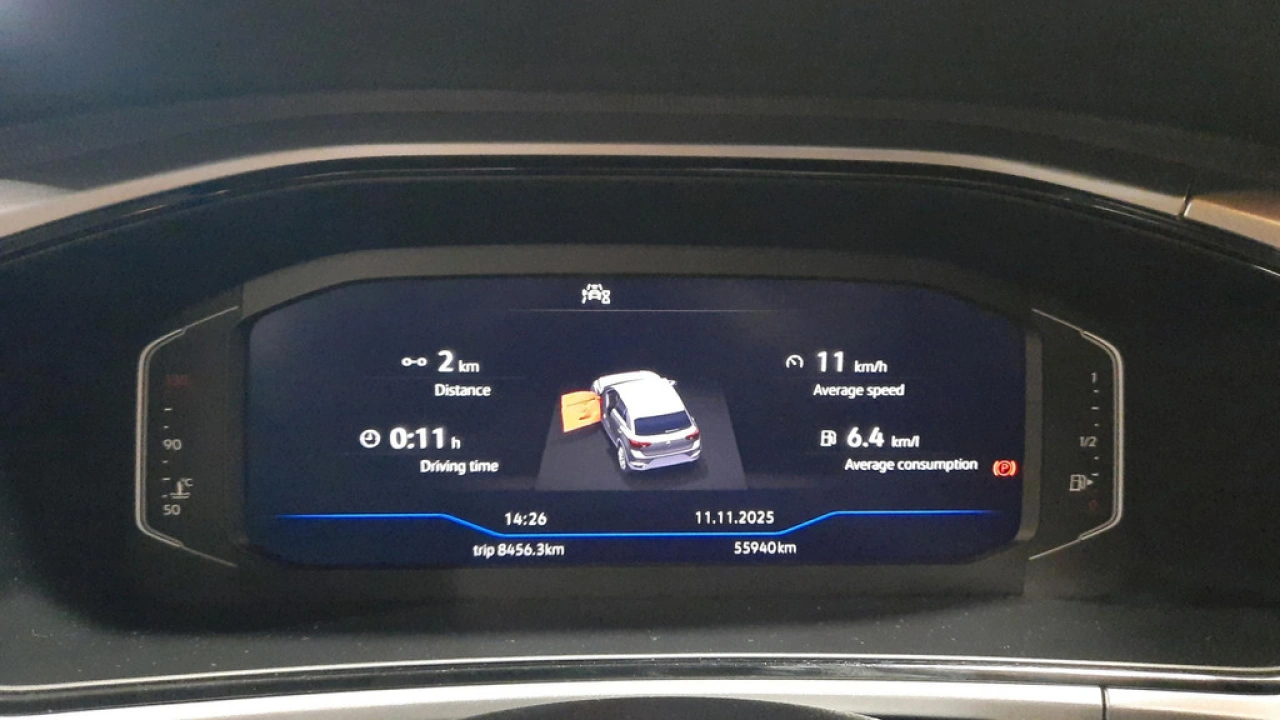 Volkswagen T-Roc 1.0 TSI Life Business | Privacy Glass | Camera | 17