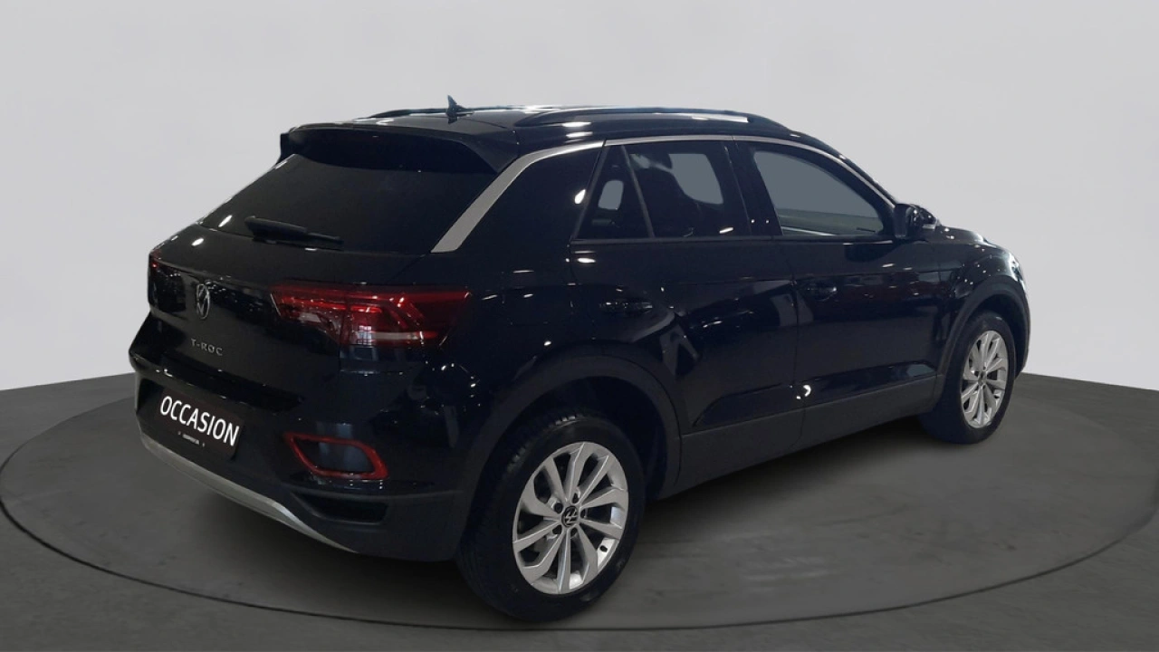 Volkswagen T-Roc 1.0 TSI Life Business | Privacy Glass | Camera | 17