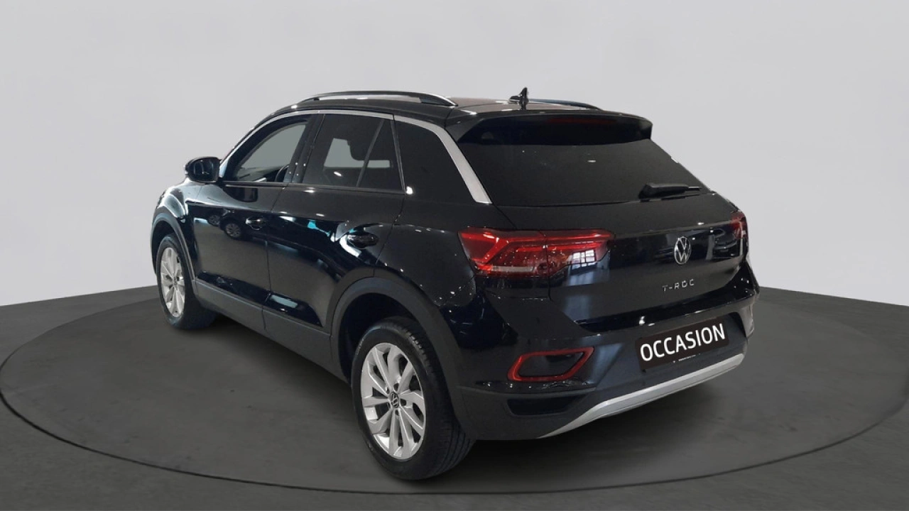 Volkswagen T-Roc 1.0 TSI Life Business | Privacy Glass | Camera | 17