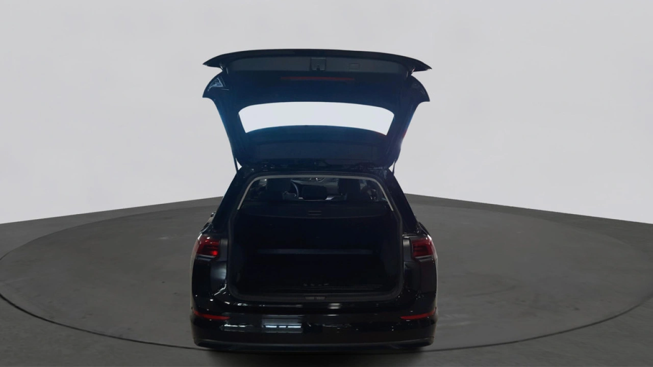 Volkswagen Golf Variant 1.0 TSI Life Business | Ergo stoelen | App Connect | Navigatie