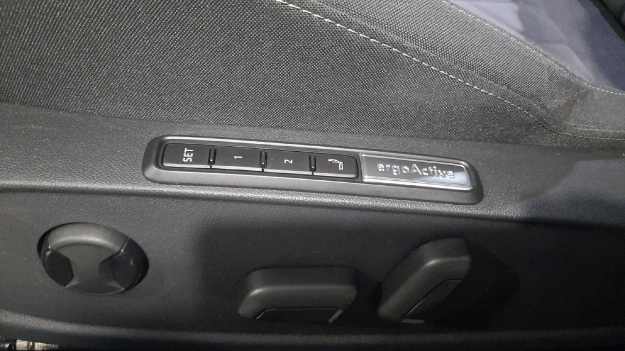 Volkswagen Golf Variant 1.0 TSI Life Business | Ergo stoelen | App Connect | Navigatie