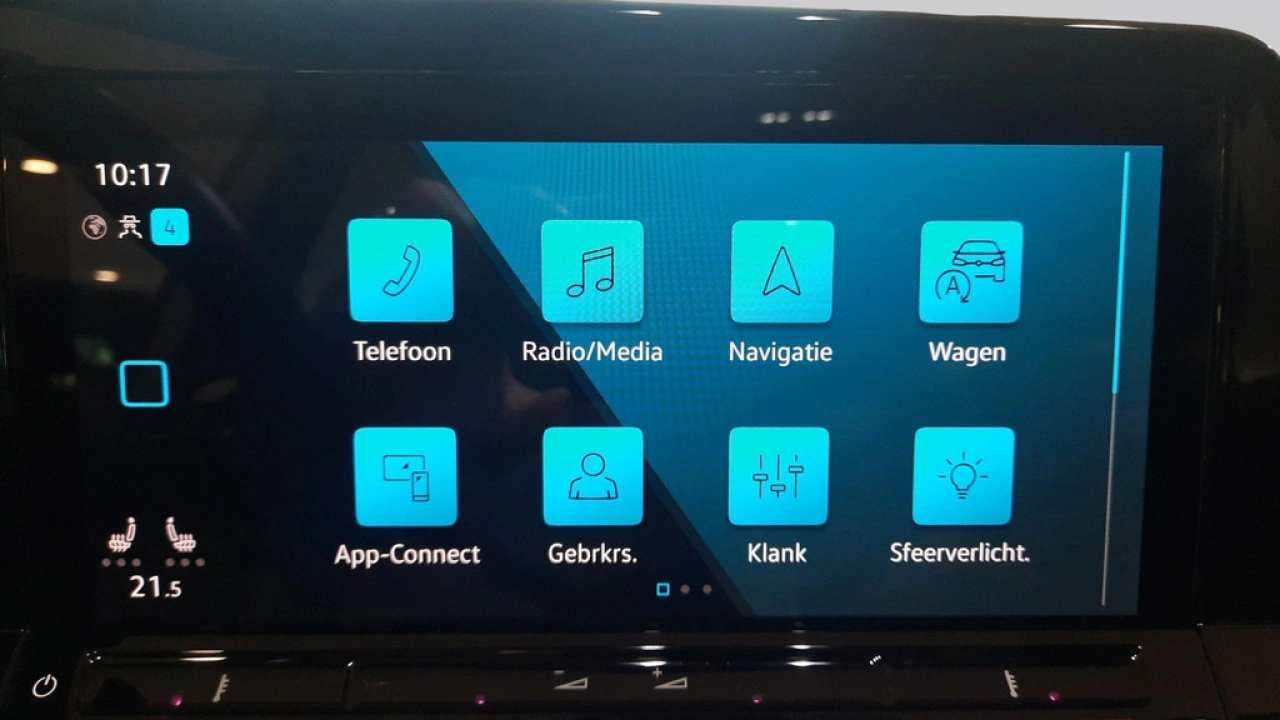 Volkswagen Golf Variant 1.0 TSI Life Business | Ergo stoelen | App Connect | Navigatie