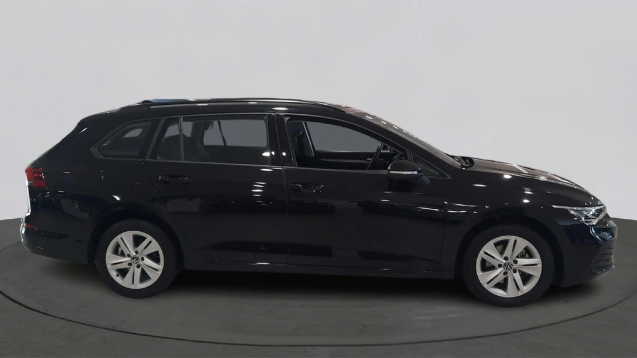 Volkswagen Golf Variant 1.0 TSI Life Business | Ergo stoelen | App Connect | Navigatie