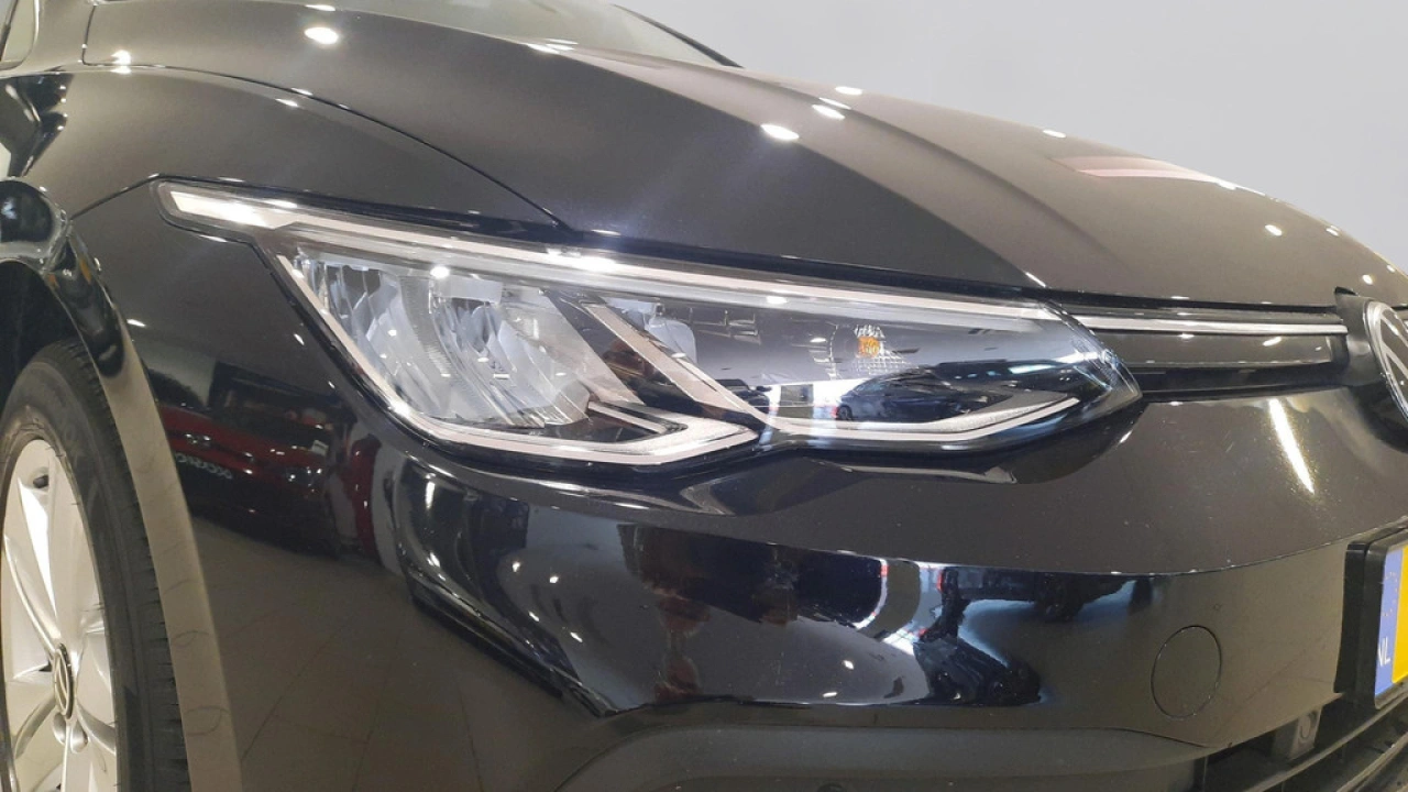 Volkswagen Golf Variant 1.0 TSI Life Business | Ergo stoelen | App Connect | Navigatie