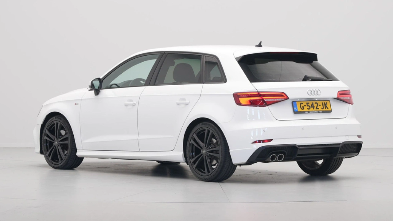 Audi A3 Sportback 35 TFSI CoD 150pk S-Tronic Sport S-Line Edition