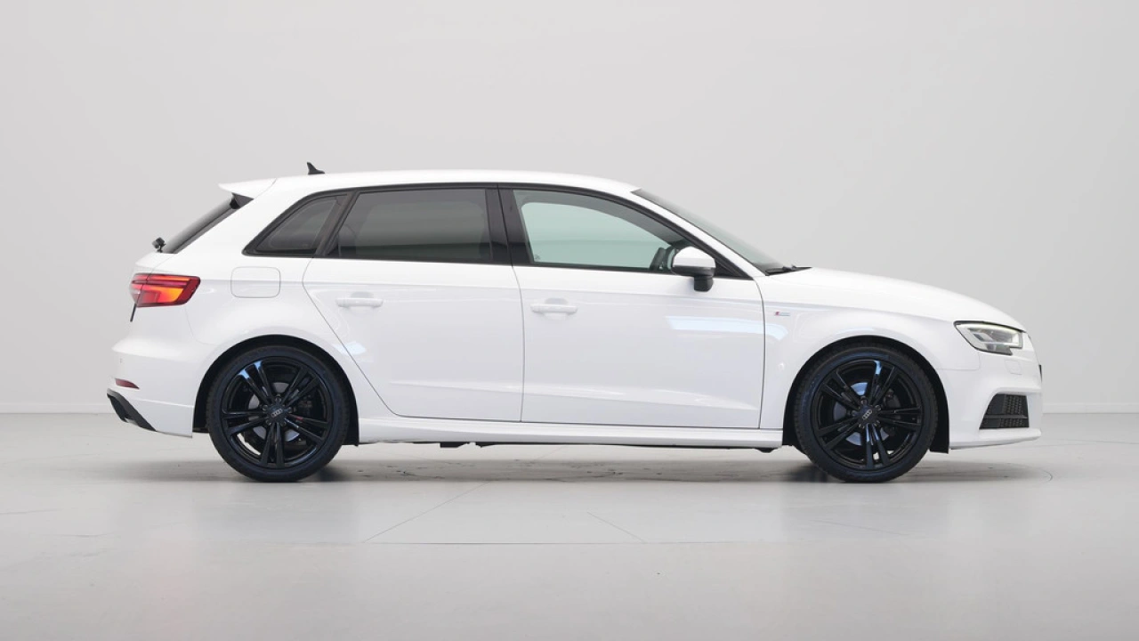 Audi A3 Sportback 35 TFSI CoD 150pk S-Tronic Sport S-Line Edition