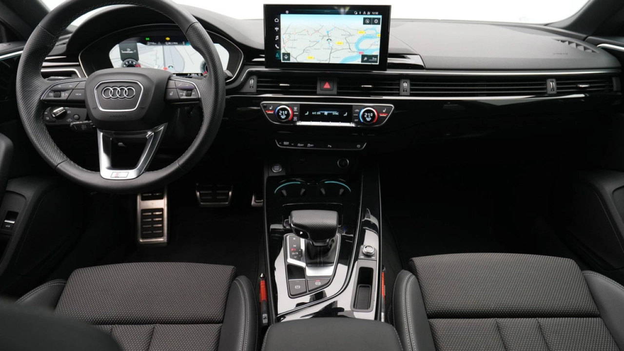 Audi A5 Sportback 35 TFSI 150pk S-Tronic S-Line edition Competition