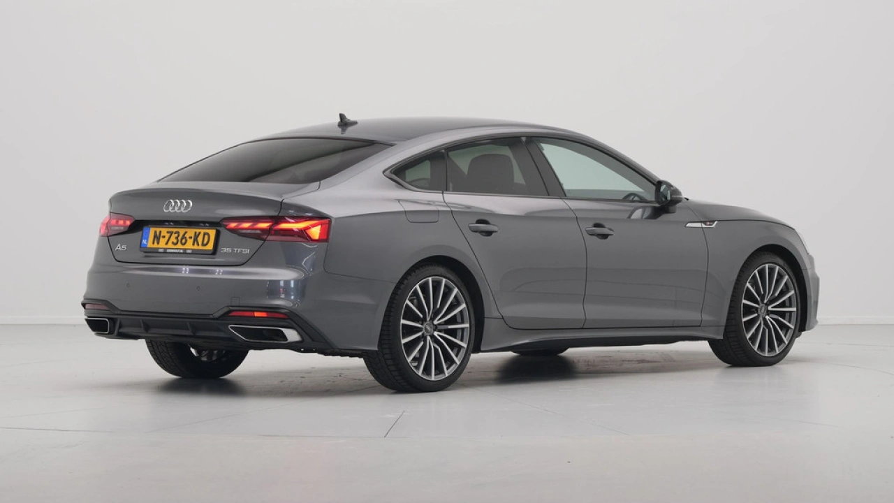 Audi A5 Sportback 35 TFSI 150pk S-Tronic S-Line edition Competition