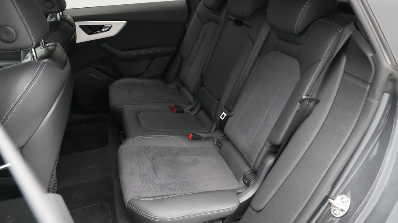 Audi Q8 55 TFSI e quattro 395pk Pro Line S-Line