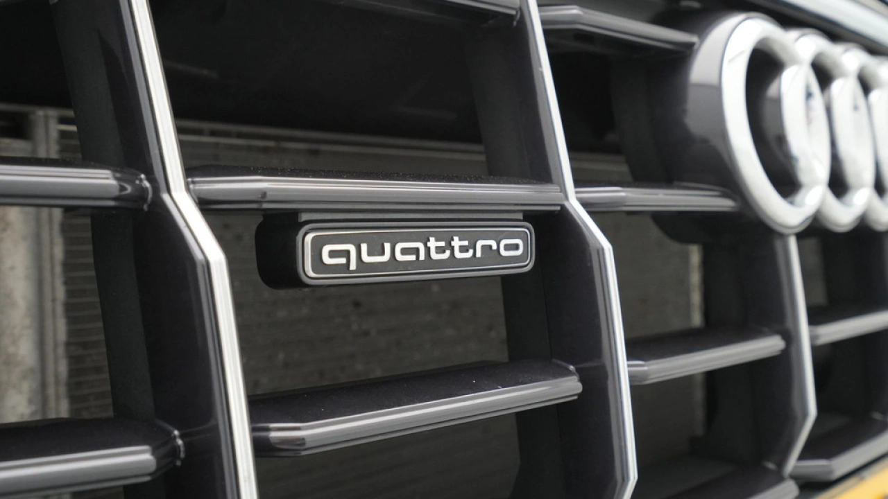 Audi Q8 55 TFSI e quattro 395pk Pro Line S-Line