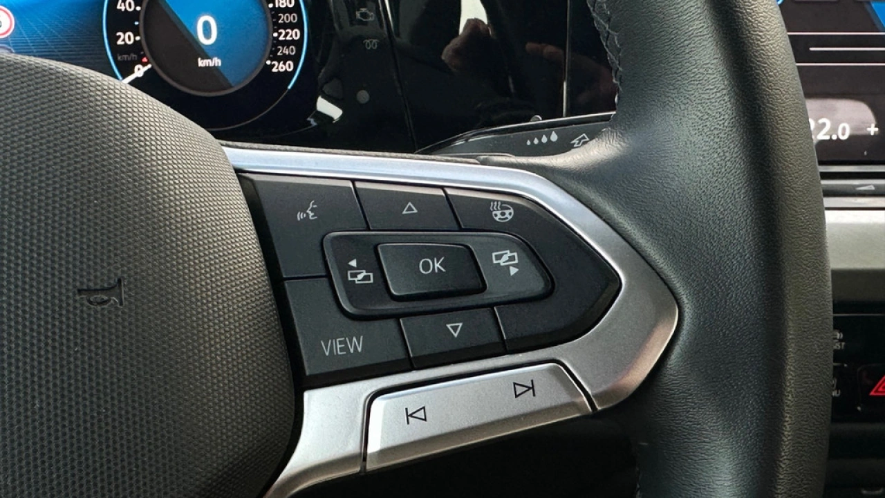 Volkswagen Golf 1.0 eTSI 110pk DSG Life Navigatie Camera