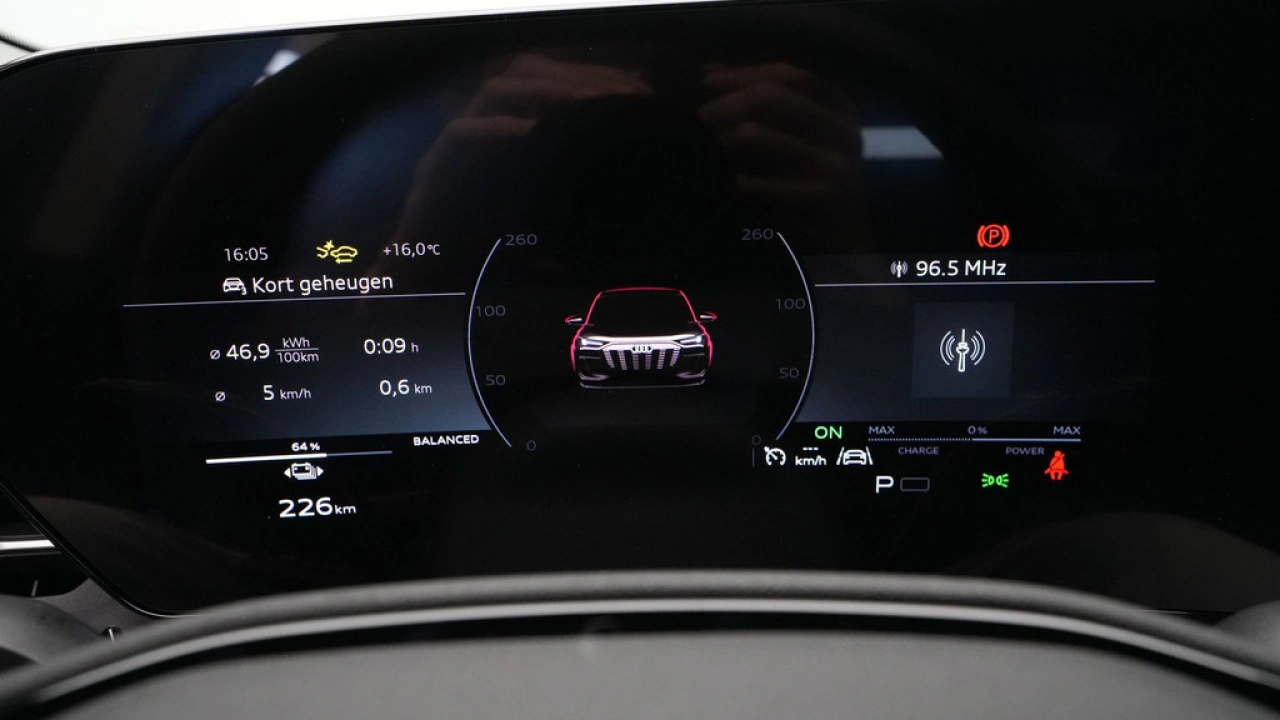 Audi Q6 e-tron edition 83 kWh