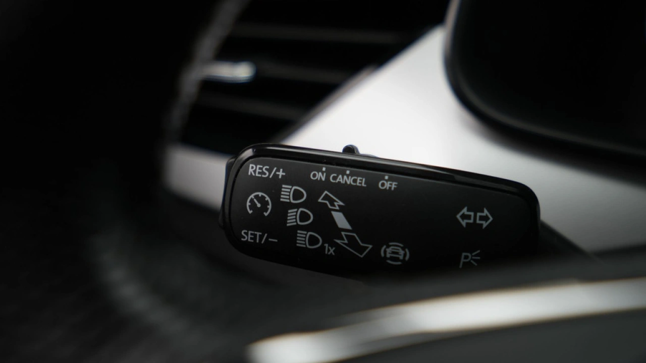 Škoda Kamiq 1.0 TSI 115pk Sport Business