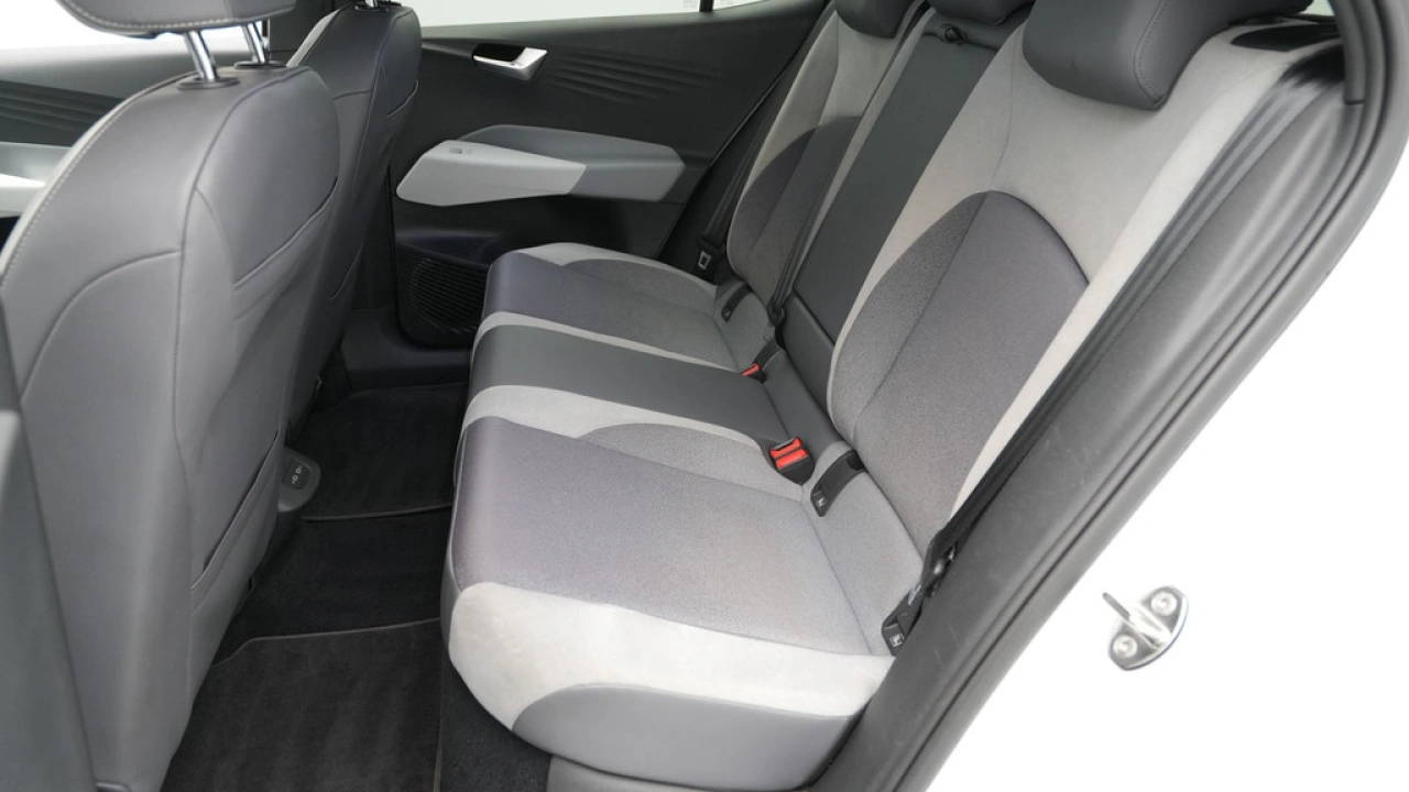 Volkswagen ID.3 First Plus 58 kWh 204pk