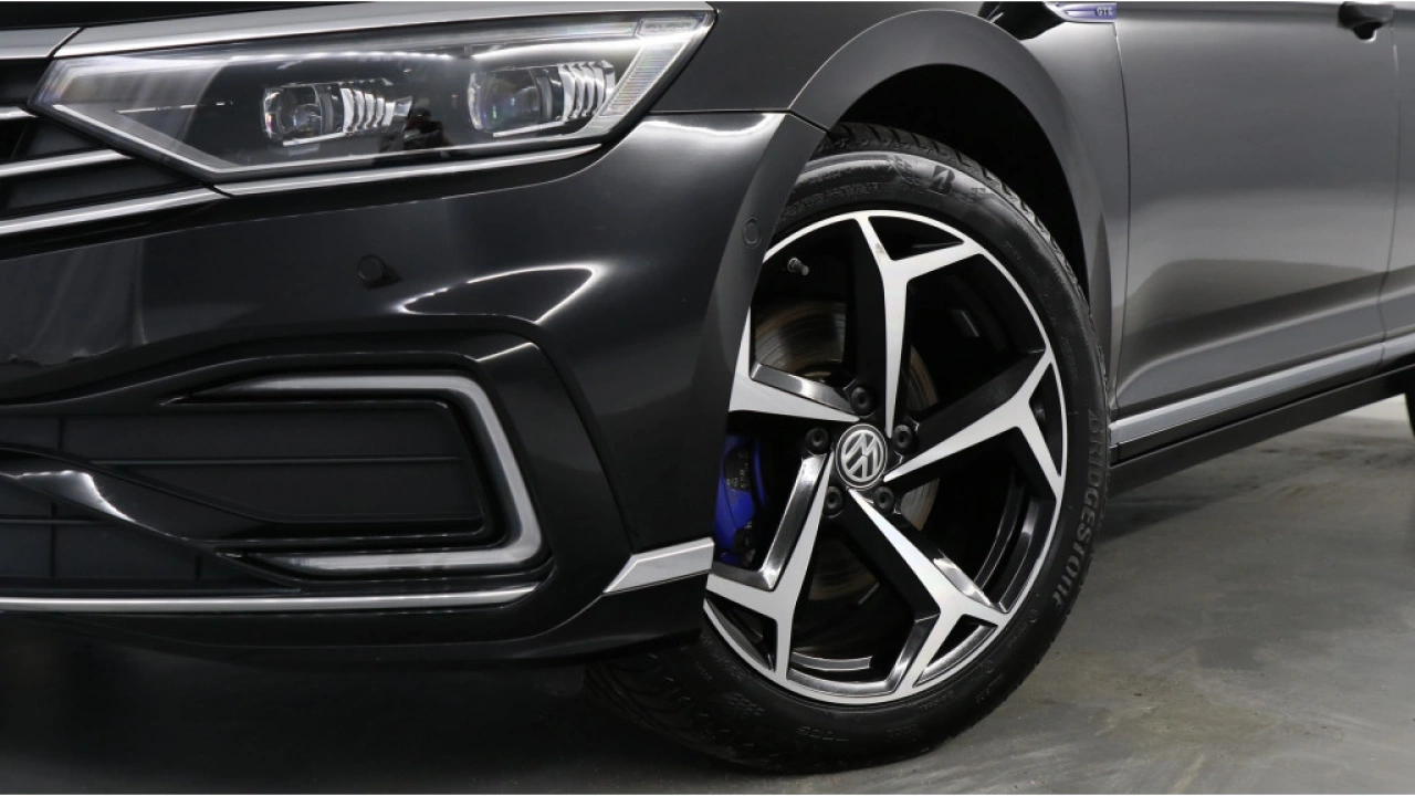 Volkswagen Passat Variant GTE 1.4 TSI eHybrid 218pk PHEV Business