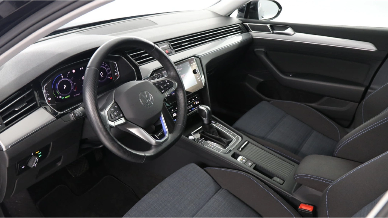 Volkswagen Passat Variant GTE 1.4 TSI eHybrid 218pk PHEV Business