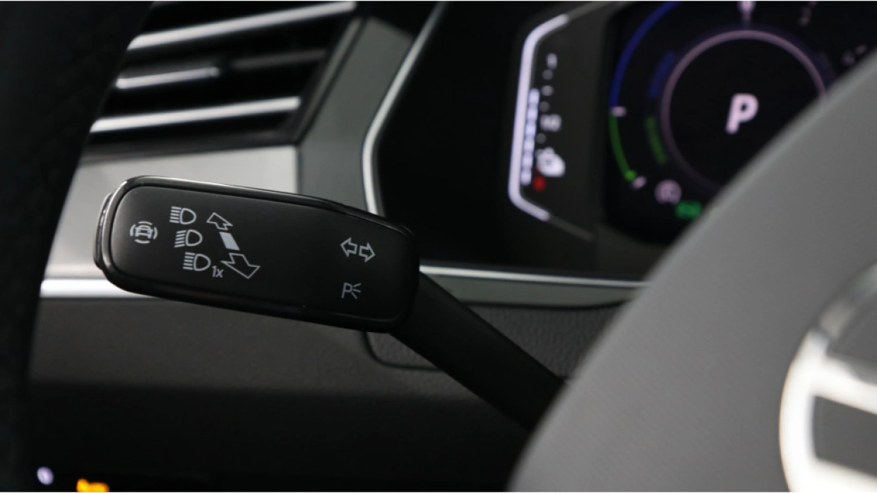 Volkswagen Passat Variant GTE 1.4 TSI eHybrid 218pk PHEV Business