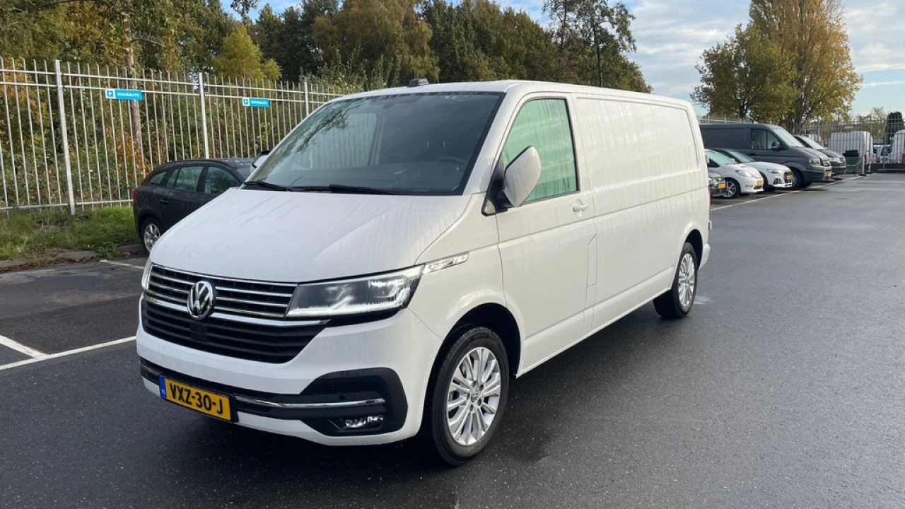 VW Bedrijfswagens Transporter L2H1 2.0 TDI 110pk Bulli