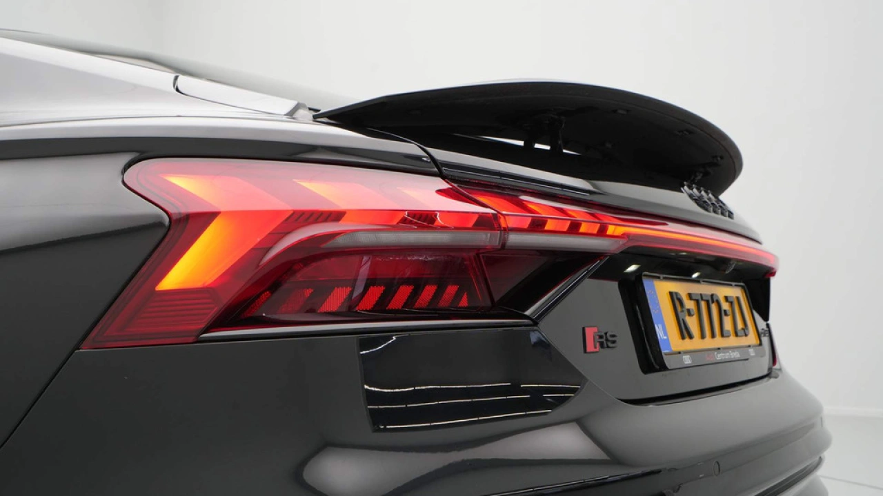 Audi e-tron GT RS 93 kWh 600pk