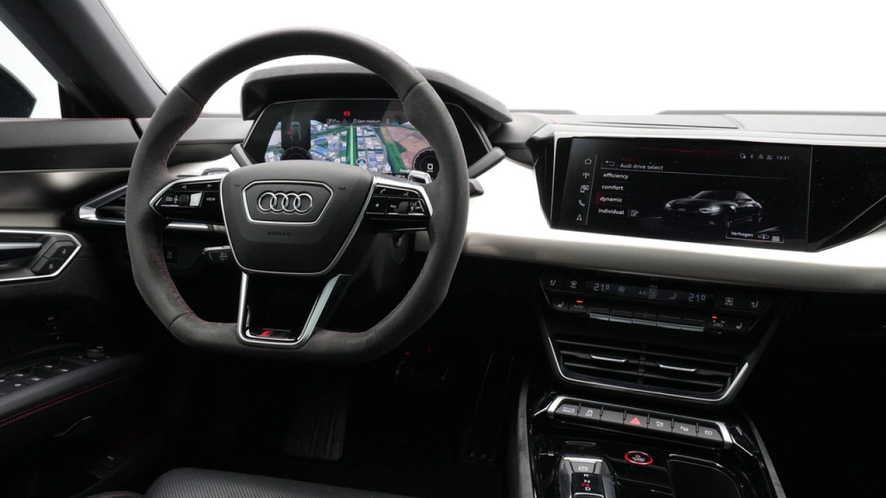 Audi e-tron GT RS 93 kWh 600pk