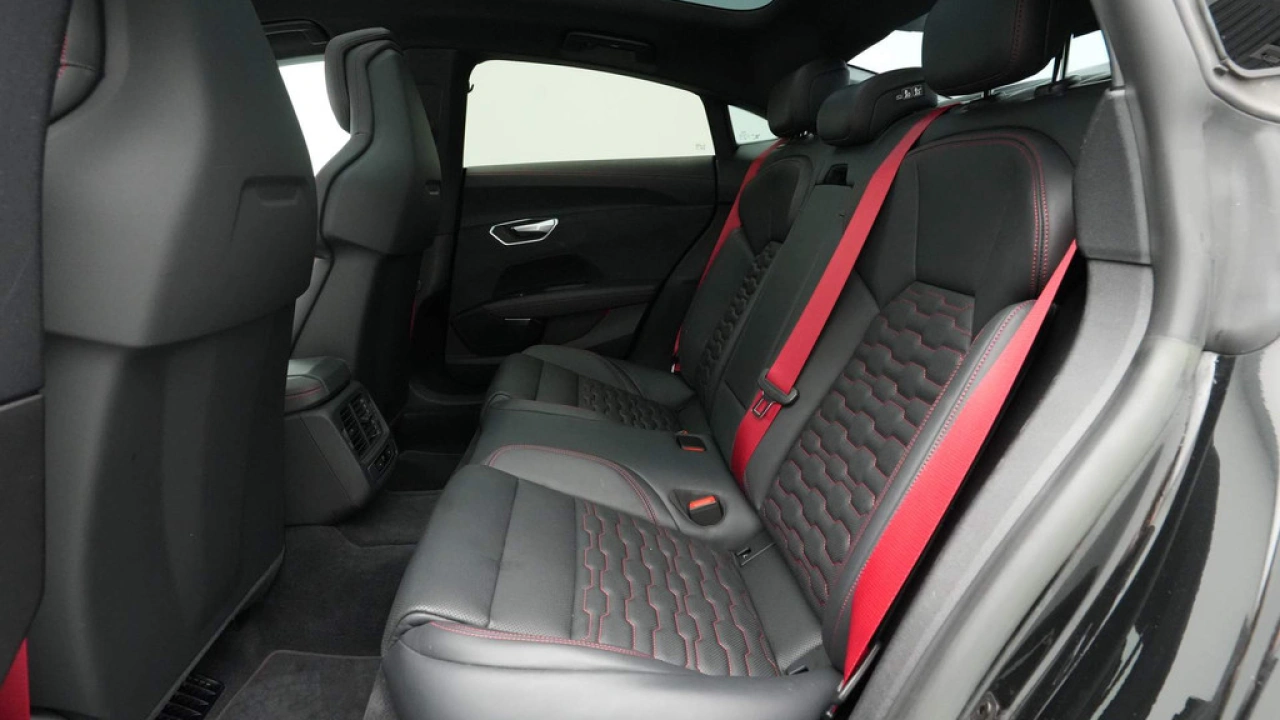 Audi e-tron GT RS 93 kWh 600pk