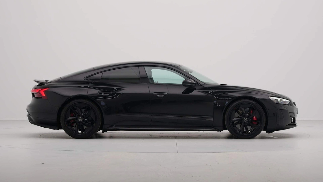 Audi e-tron GT RS 93 kWh 600pk