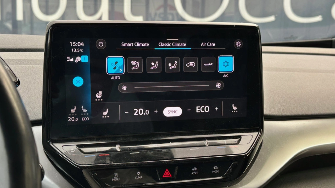 Volkswagen ID.4 First 77 kWh 204pk Navigatie Camera